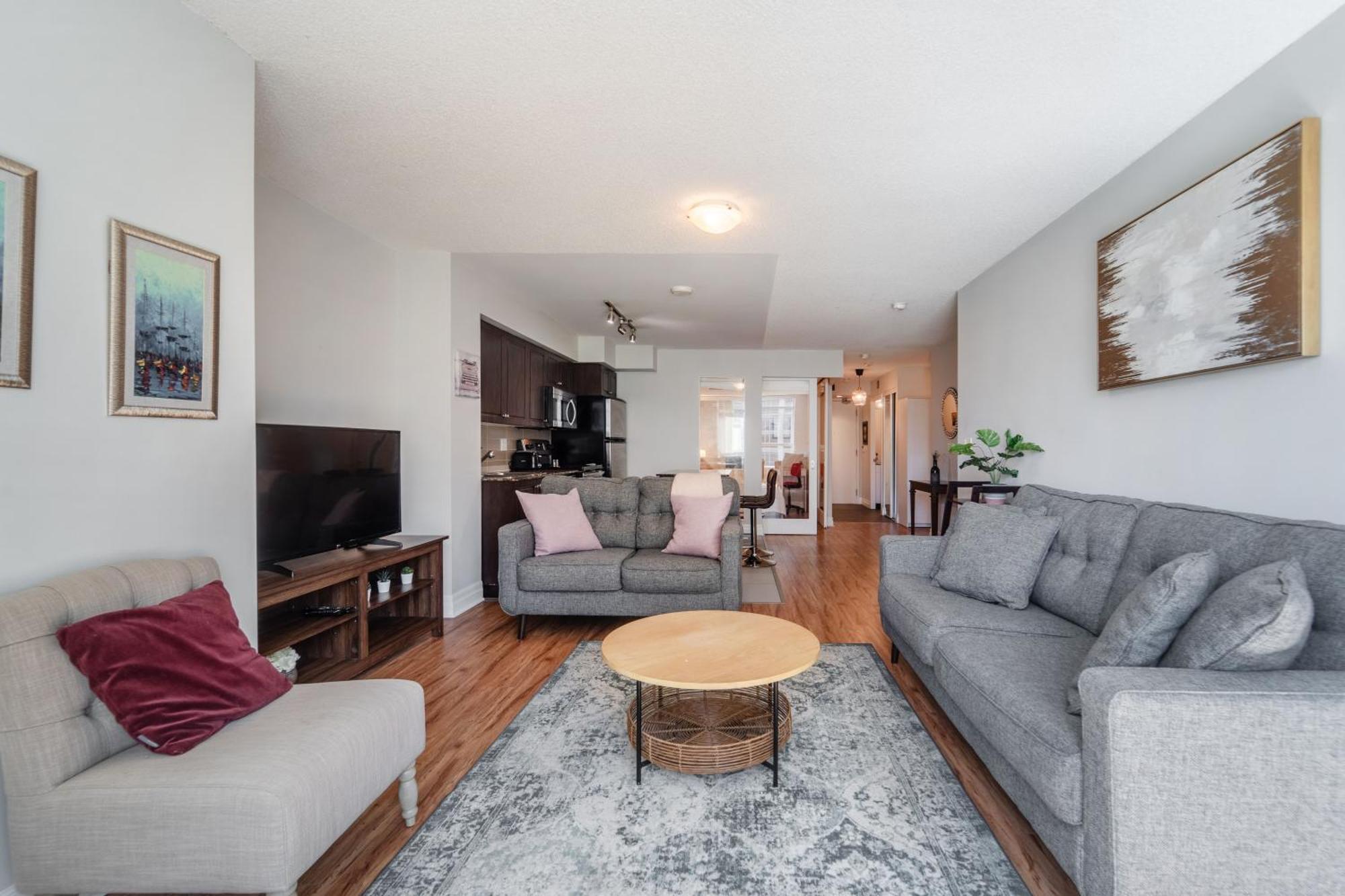 Spacious 2 Bedroom Plus Den, 2 Bath, Sleeps 5 With Balcony And Lakeview Downtown Toronto Condo Exterior foto
